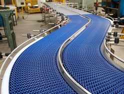 Convoyeur courbe courroie de plastique bleu