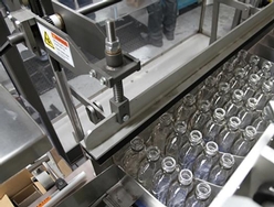 Bottle unpacking table